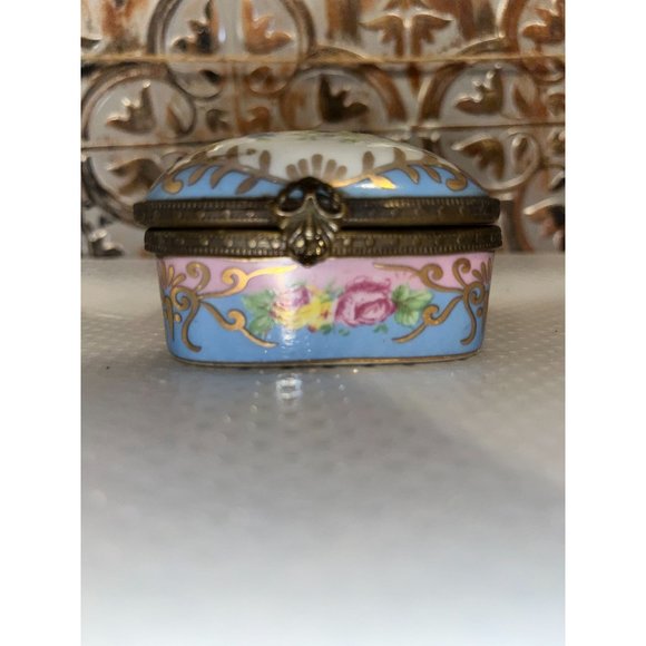 Hand Painted Floral Trinket Box Vintage Hinged Porcelain - Picture 2 of 8